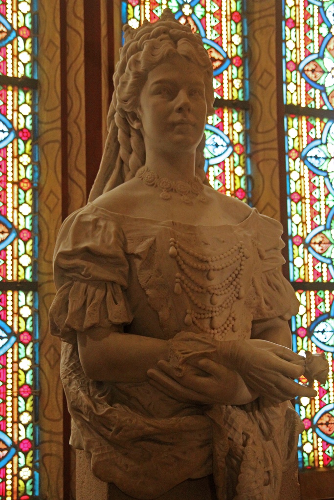 Statue of Empress Elisabeth